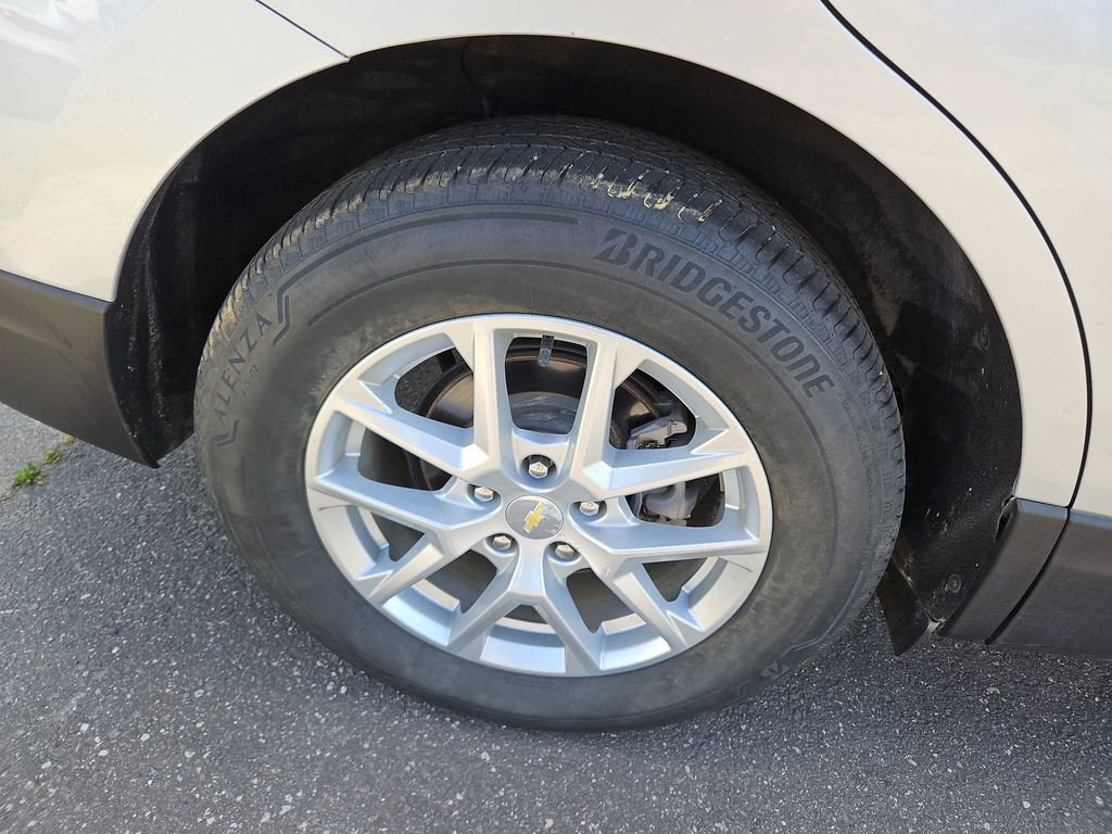 Used 2022 Chevrolet Equinox LT AWD/4WD image 8