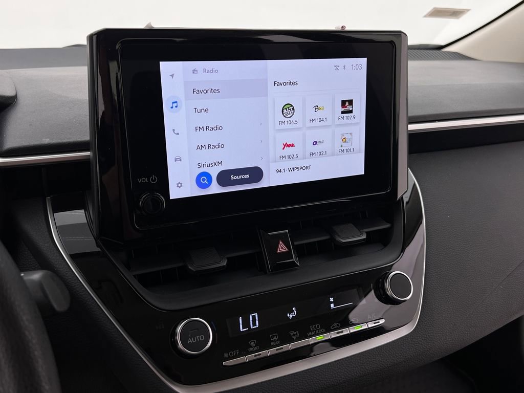 Used 2023 Toyota Corolla LE image 19