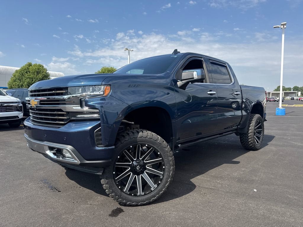 Used 2019 Chevrolet Silverado 1500 High Country w/ Technology Package AWD/4WD image 1