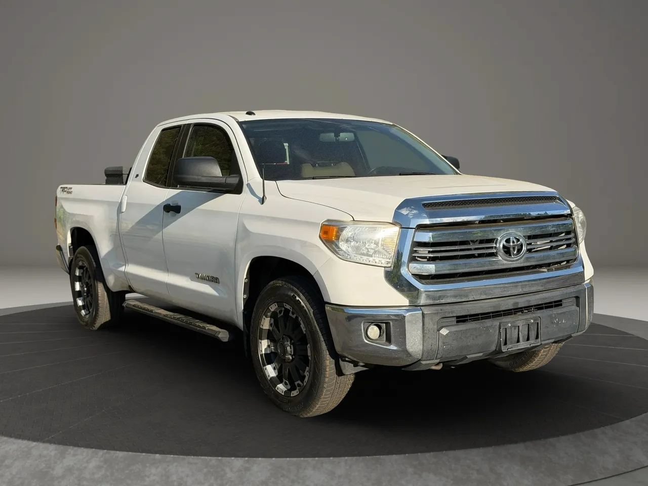 Used 2016 Toyota Tundra SR5 w/ TRD Off Road Package RWD image 3