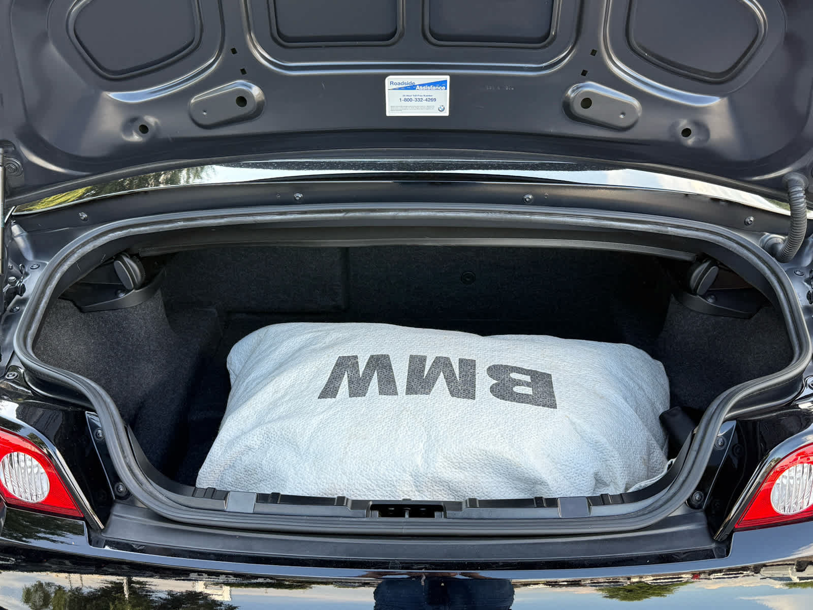 Used 2004 BMW Z4 2.5i RWD image 24