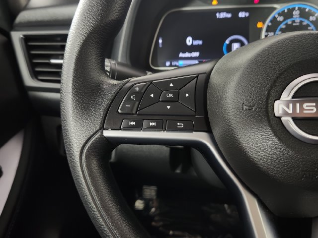 Used 2025 Nissan Leaf S FWD image 24