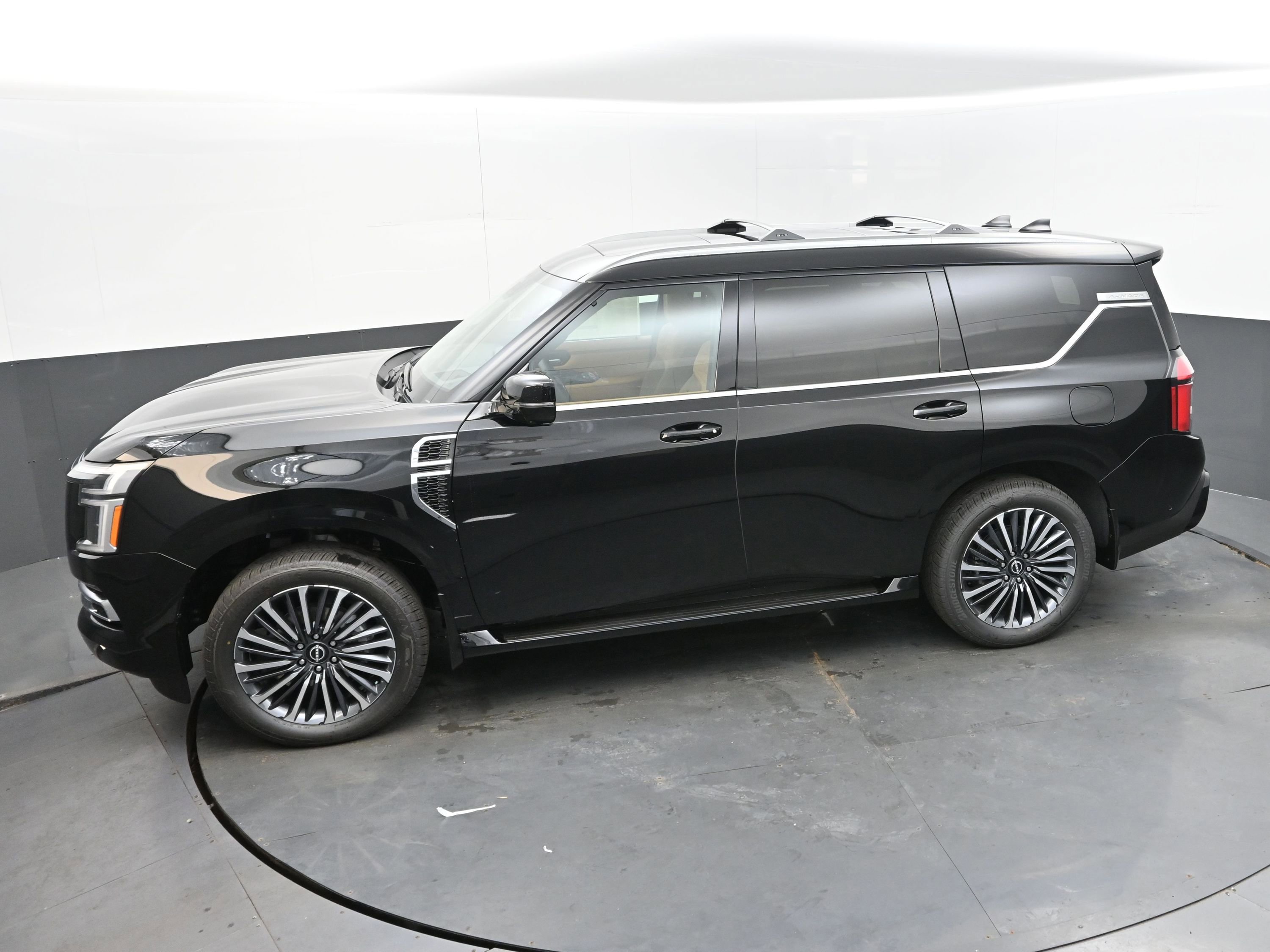 New 2025 Nissan Armada Platinum Reserve image 33