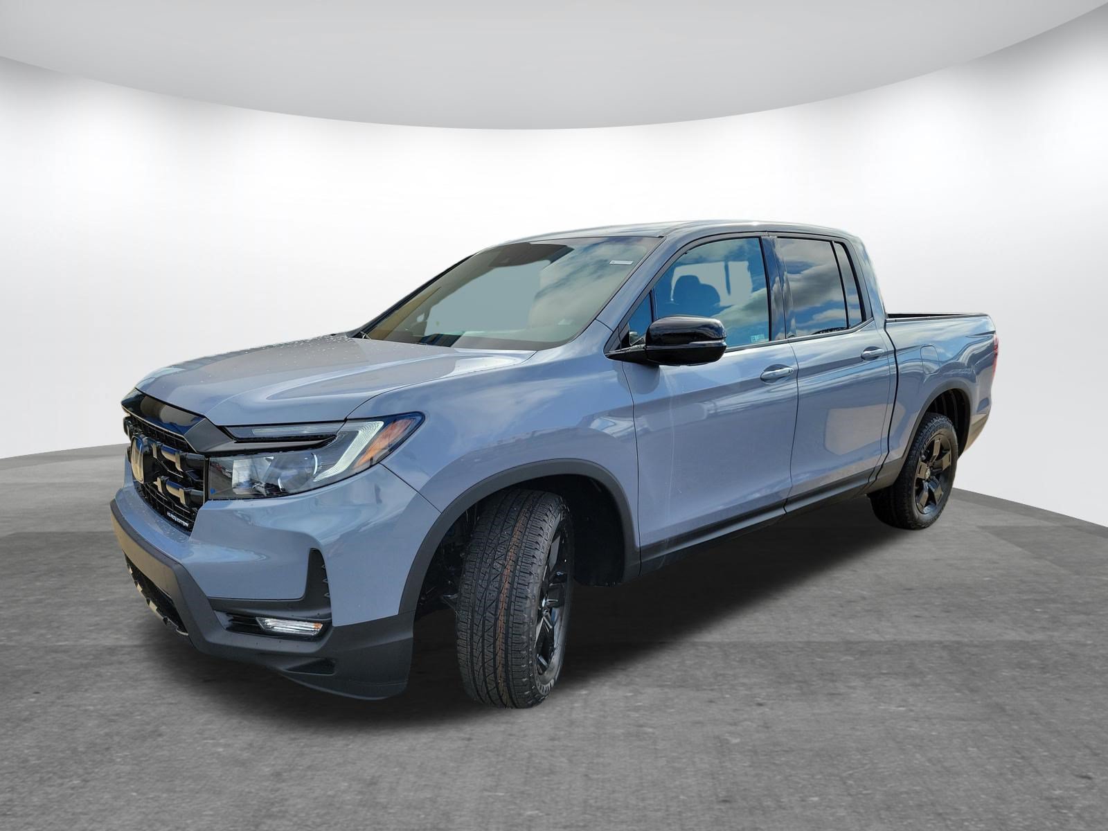 New 2026 Honda Ridgeline Black Edition image 3