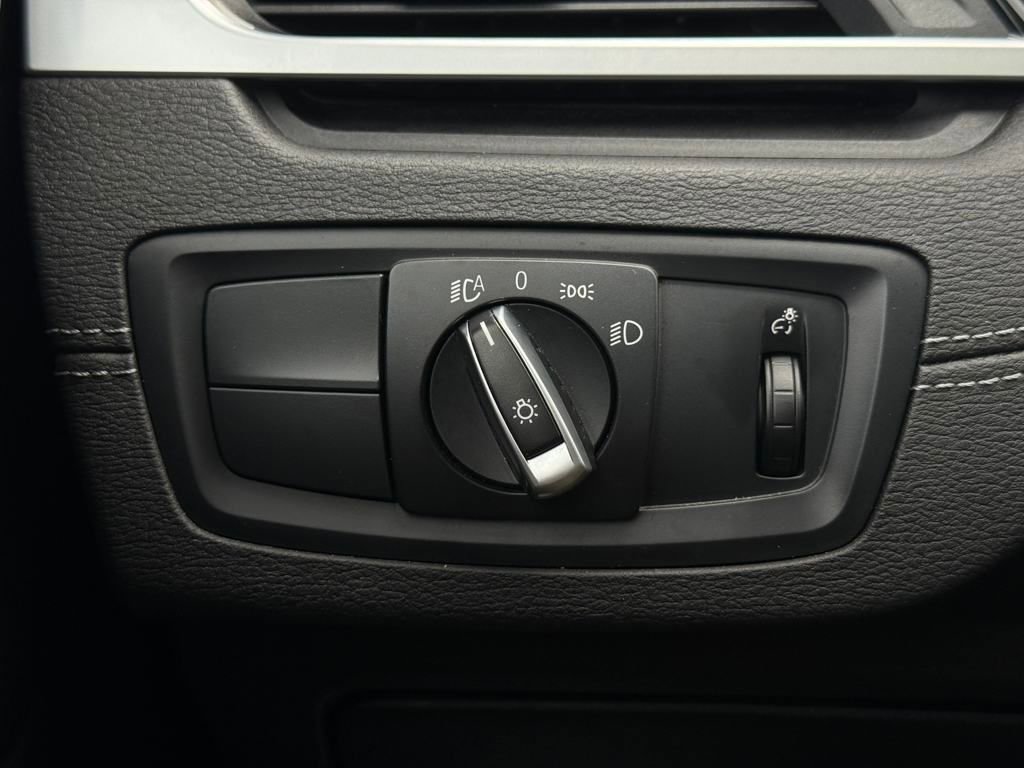 Used 2022 BMW X1 xDrive28i AWD/4WD image 43
