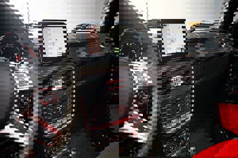 Used 2018 Mercedes-Benz G 550 Squared image 12