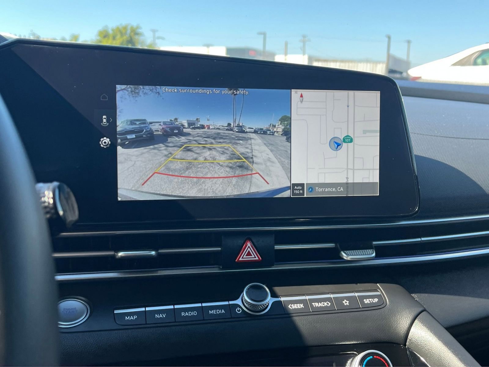 Used 2025 Hyundai Elantra SEL image 25