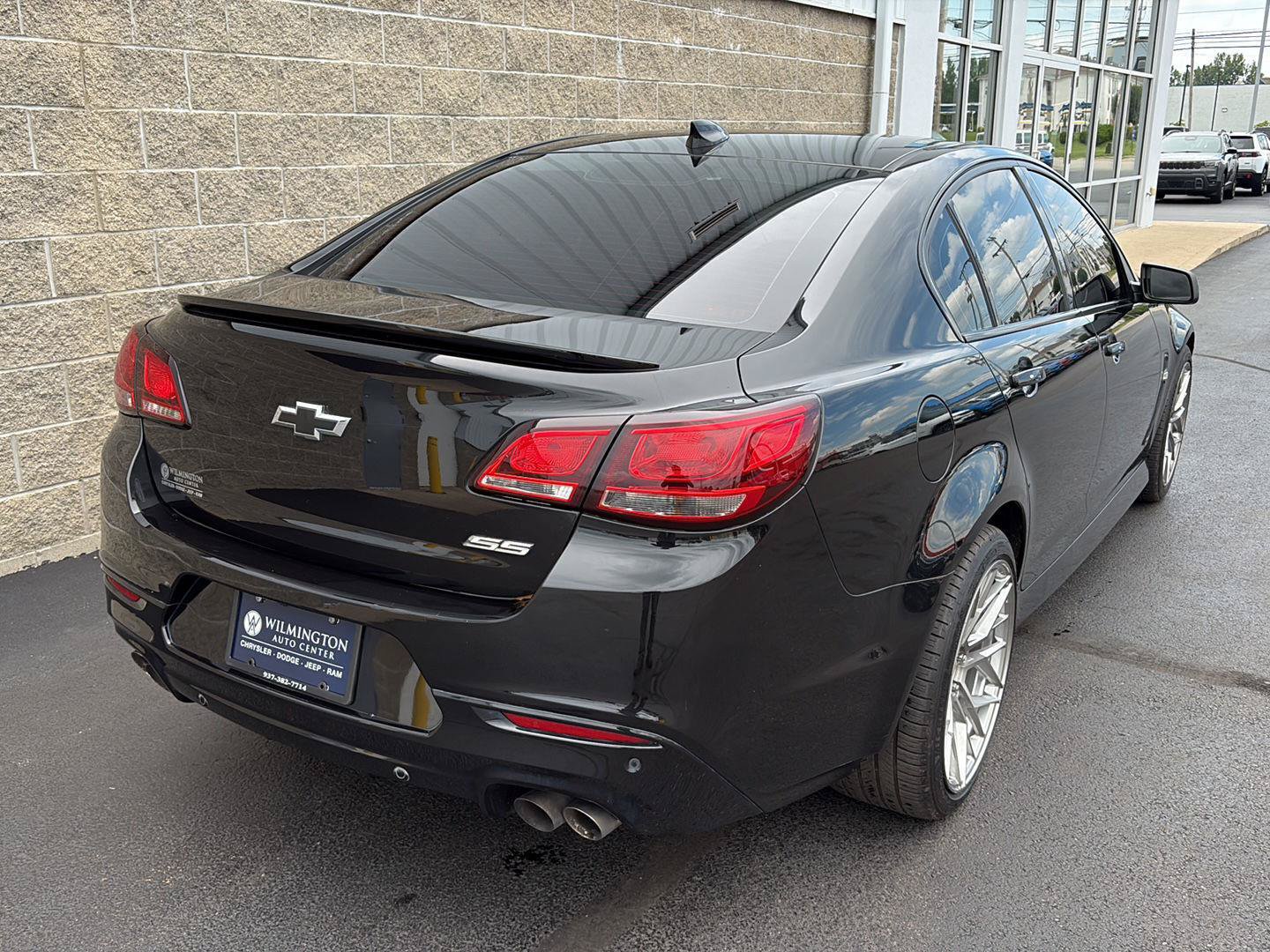 Used 2016 Chevrolet SS RWD image 3
