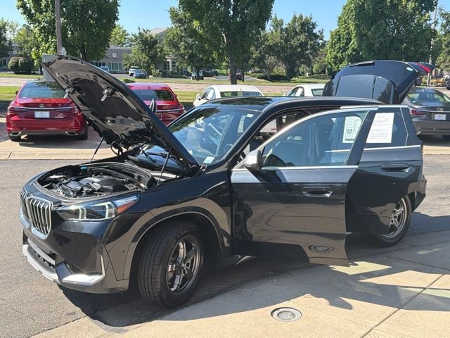Used 2024 BMW X1 xDrive28i AWD/4WD image 10