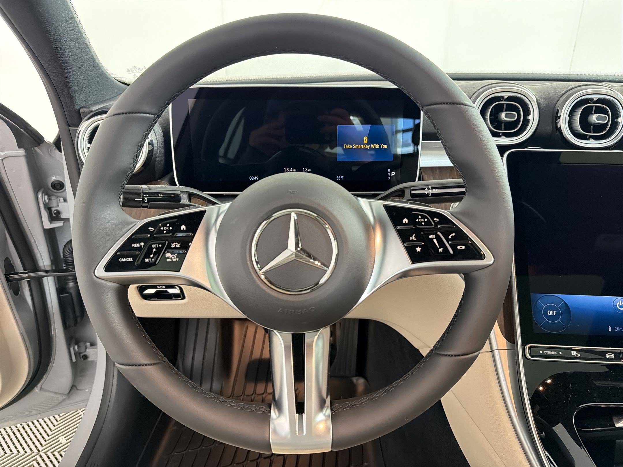 New 2026 Mercedes-Benz C 300 4MATIC Sedan image 17