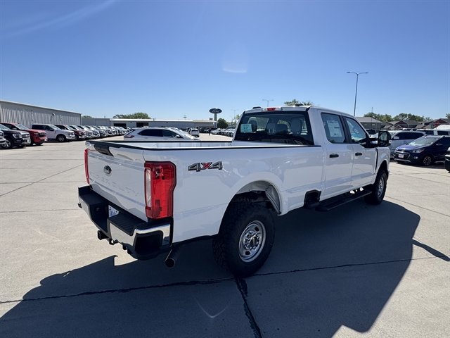New 2026 Ford F350 XL w/ XL Off-Road Package AWD/4WD image 3