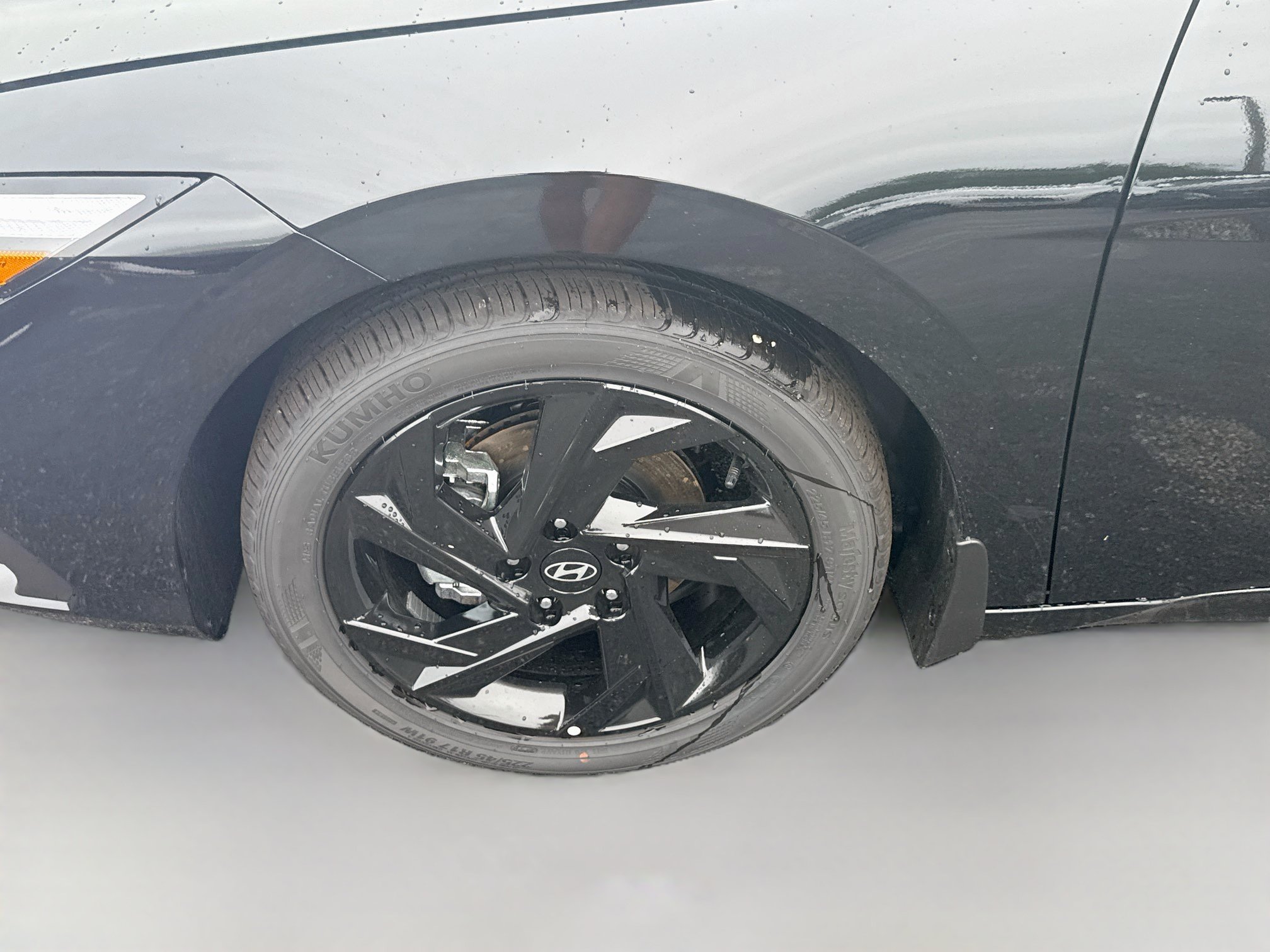 New 2026 Hyundai Elantra SEL Sport FWD image 23
