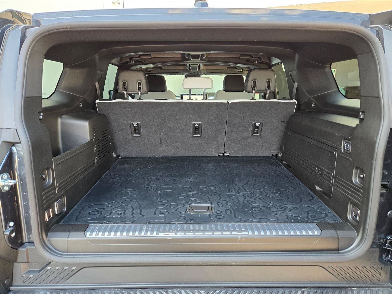 Used 2025 GMC Hummer EV 3X AWD/4WD image 32