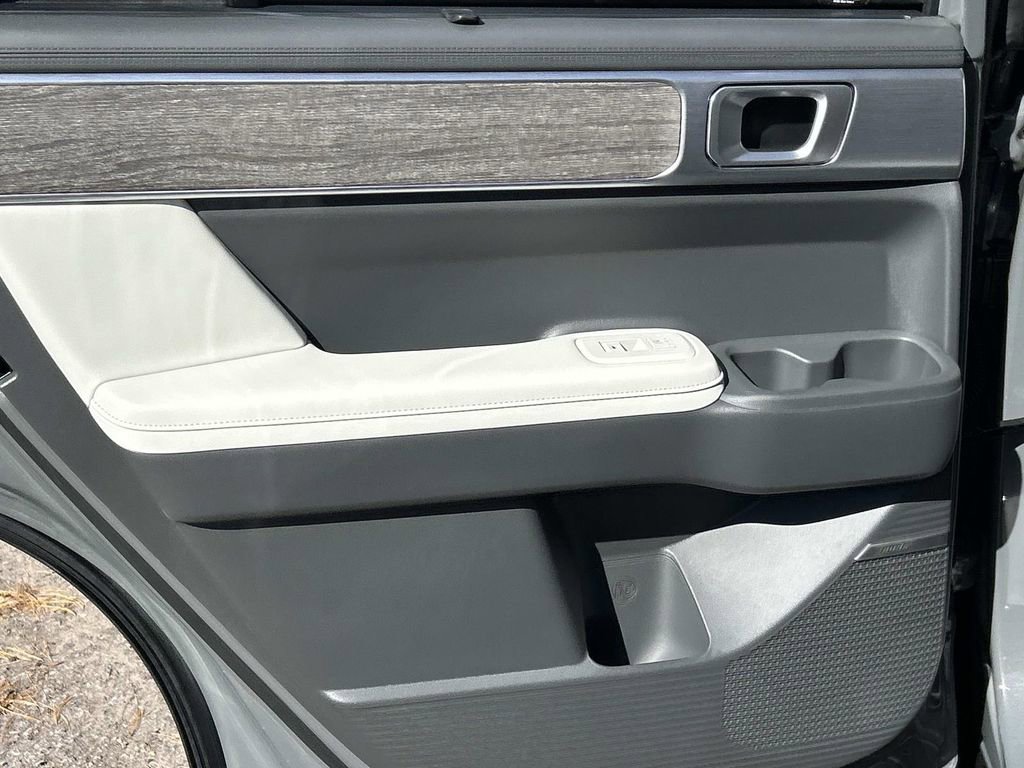 New 2026 Hyundai Santa Fe Limited image 23