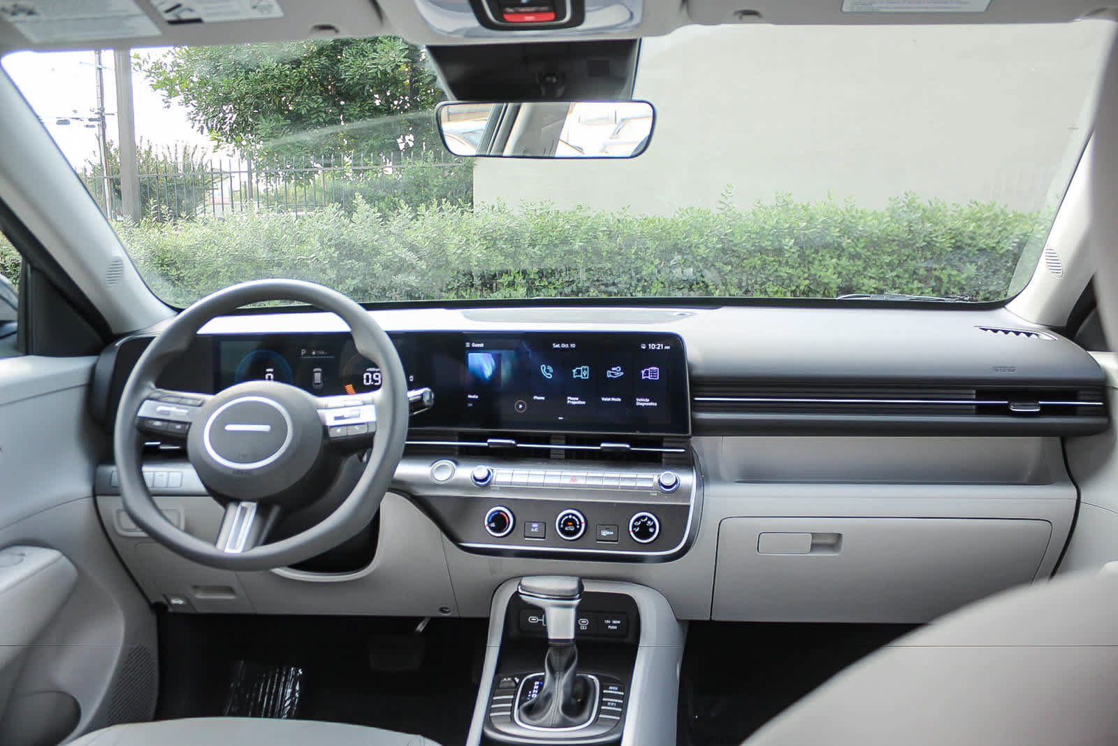 Used 2024 Hyundai Kona SE FWD image 13
