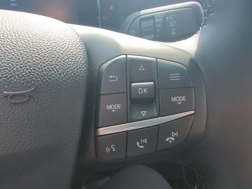 New 2025 Ford Maverick XLT w/ XLT Luxury Package image 16