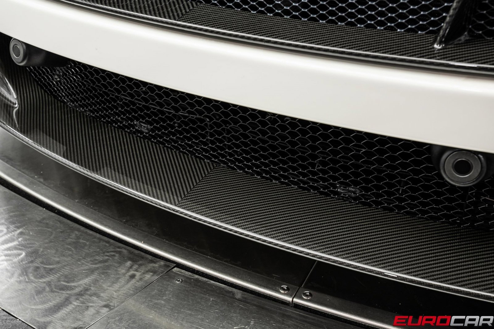 Used 2017 Aston Martin V12 Vantage S image 14