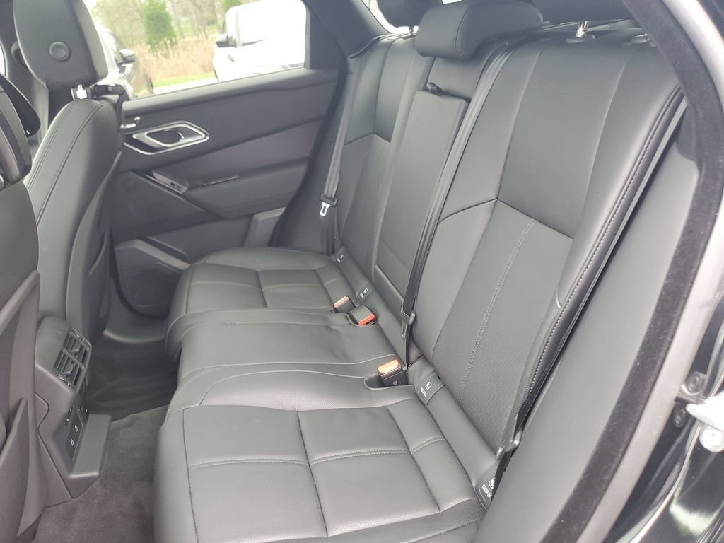 Used 2026 Land Rover Range Rover Velar Dynamic SE AWD/4WD image 31