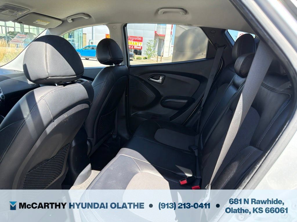 Used 2010 Hyundai Tucson GLS FWD image 5