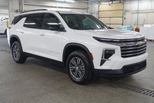 New 2026 Chevrolet Traverse LT w/ Driver Confidence Package image 1
