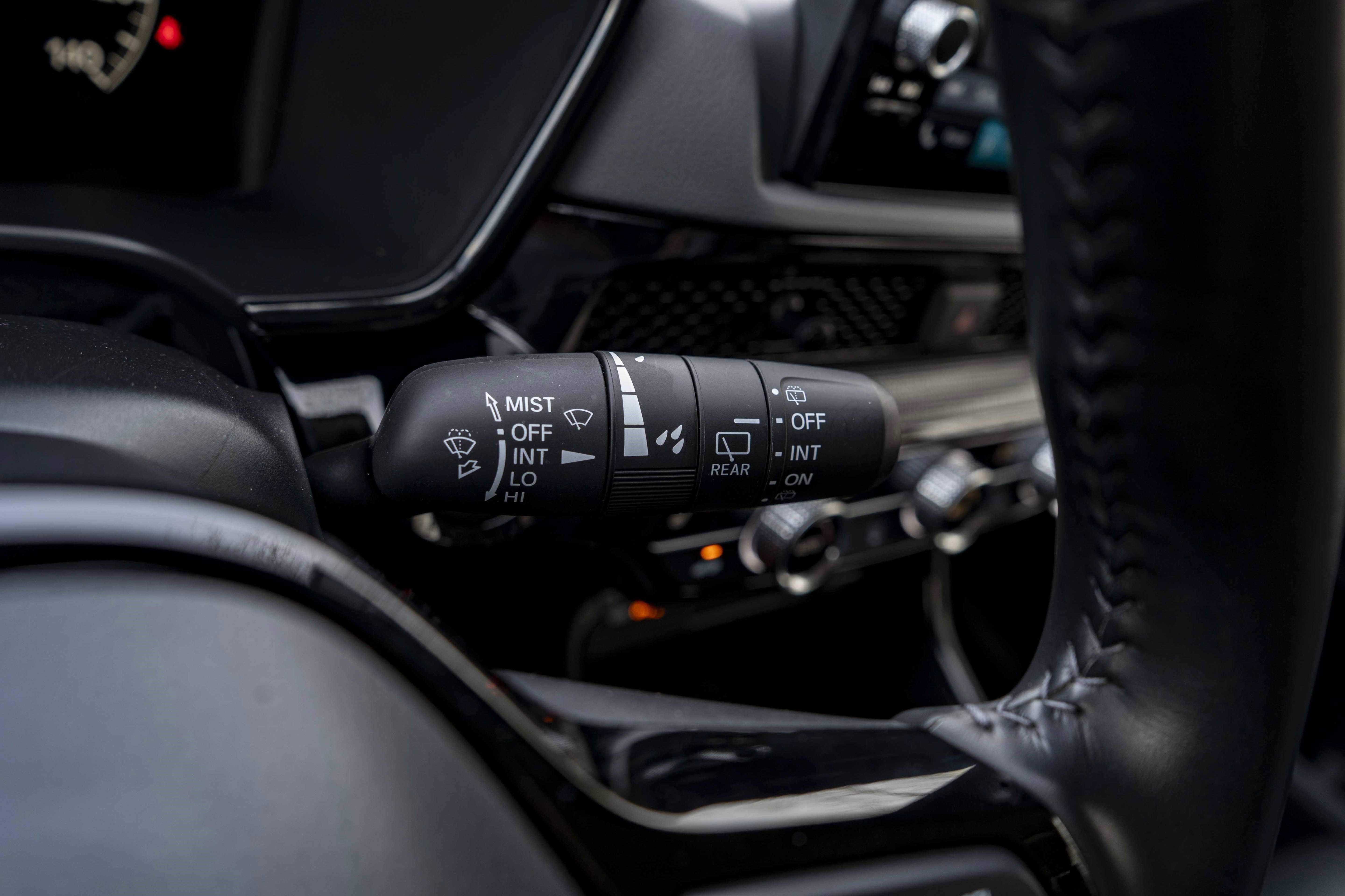 Used 2025 Honda CR-V EX-L image 24