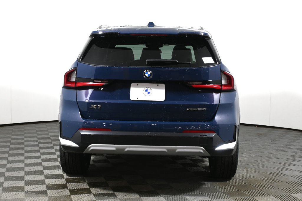 New 2026 BMW X1 xDrive28i w/ Technology Package AWD/4WD image 6