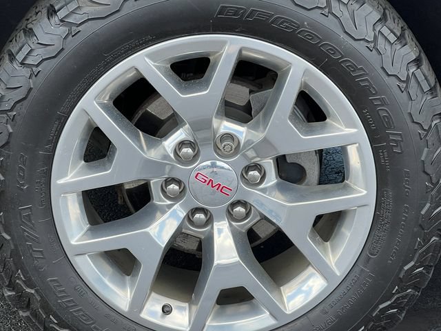 Used 2019 GMC Yukon SLE w/ SLE Value Package AWD/4WD image 6