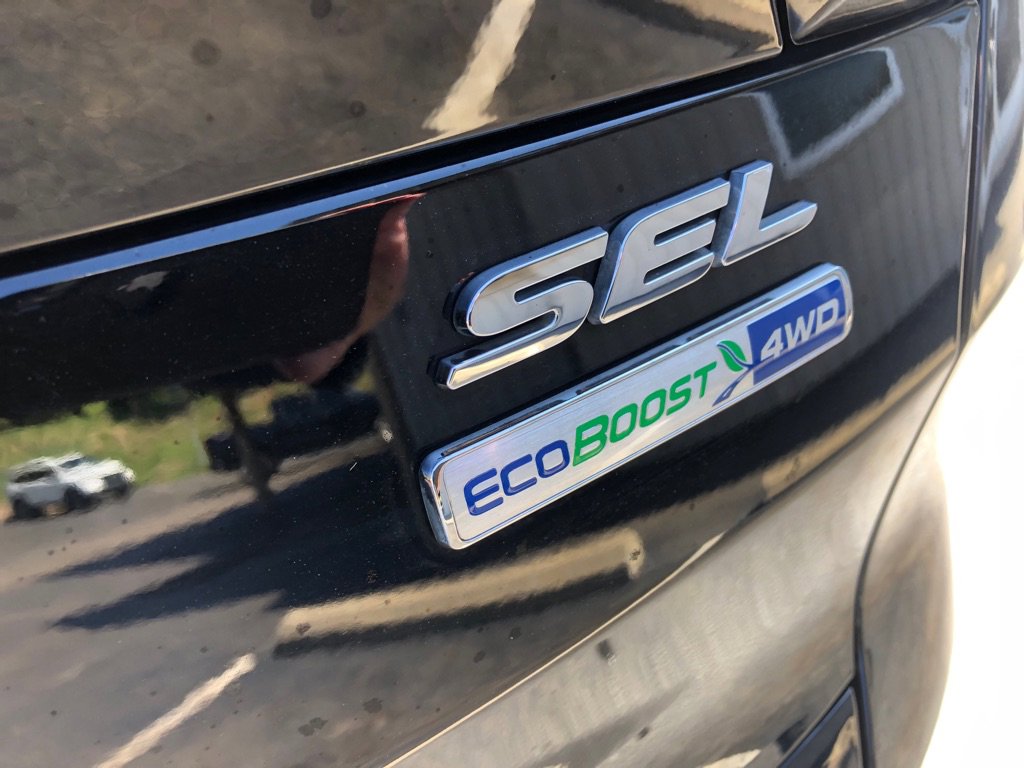 Used 2018 Ford Escape SEL w/ Ford Safe & Smart Package image 16