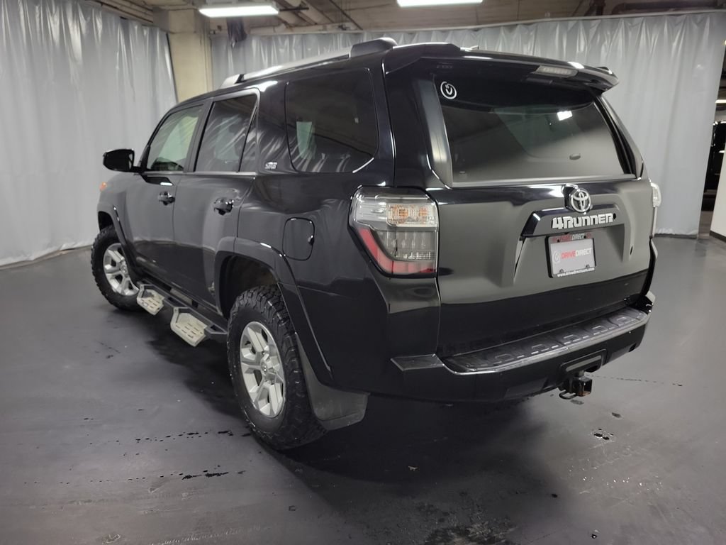 Used 2021 Toyota 4Runner SR5 AWD/4WD image 6