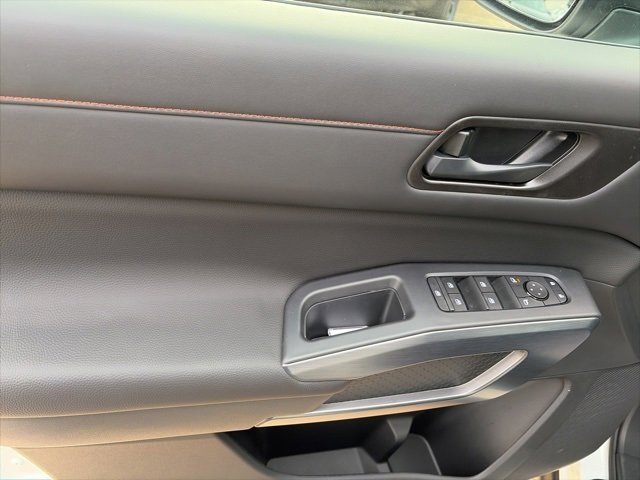 New 2025 Nissan Pathfinder Rock Creek image 17