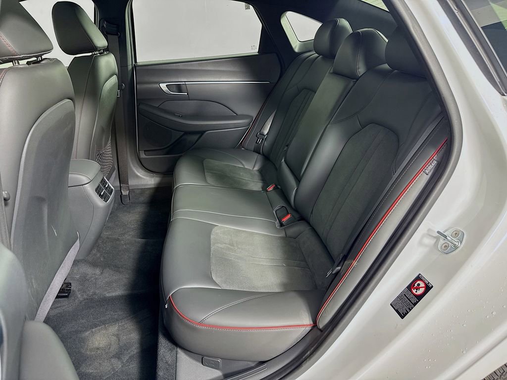 Used 2021 Hyundai Sonata SEL Plus w/ Tech Package image 9