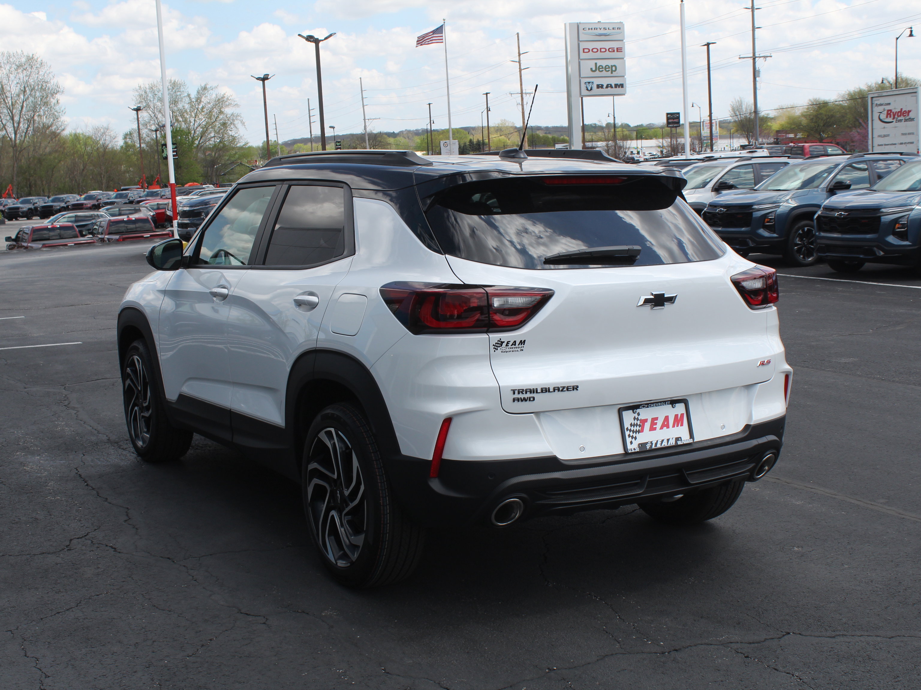 New 2026 Chevrolet TrailBlazer RS w/ Convenience Package AWD/4WD image 5