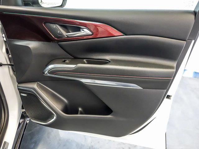 Certified 2024 Chevrolet Traverse RS image 37