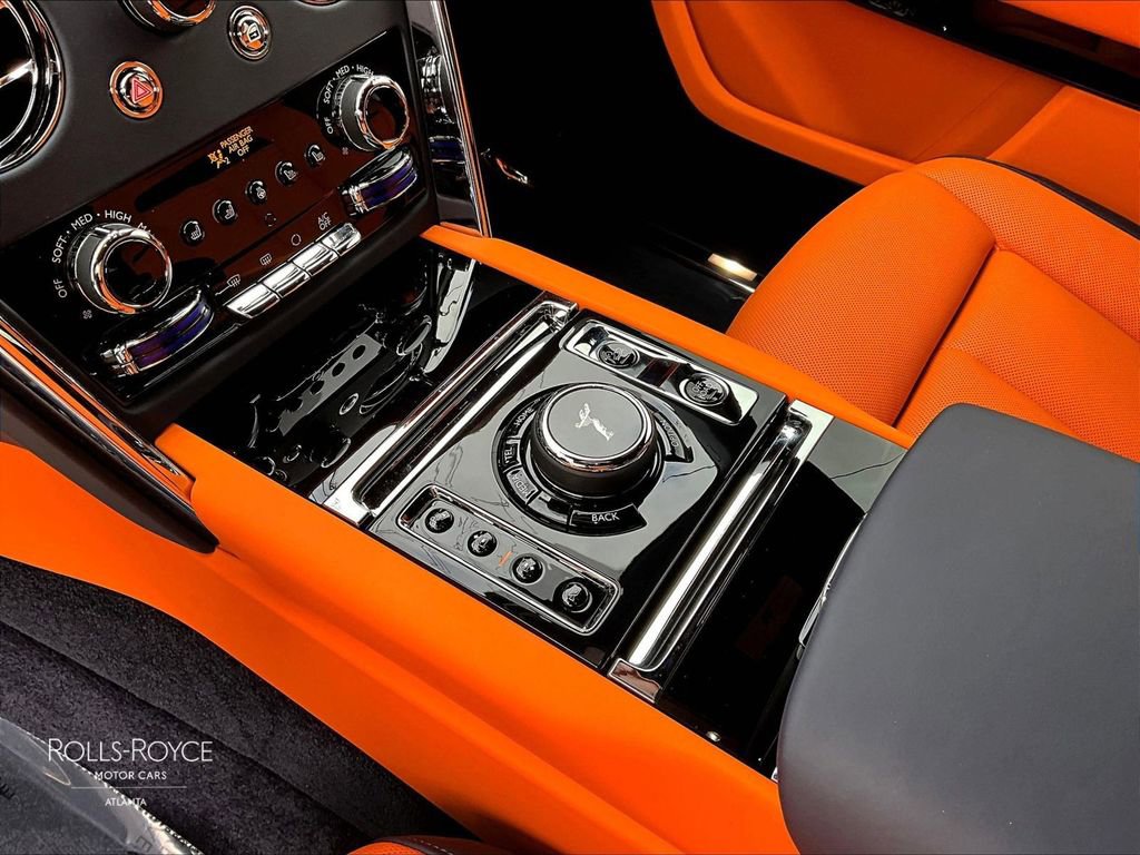 Certified 2026 Rolls-Royce Cullinan image 16