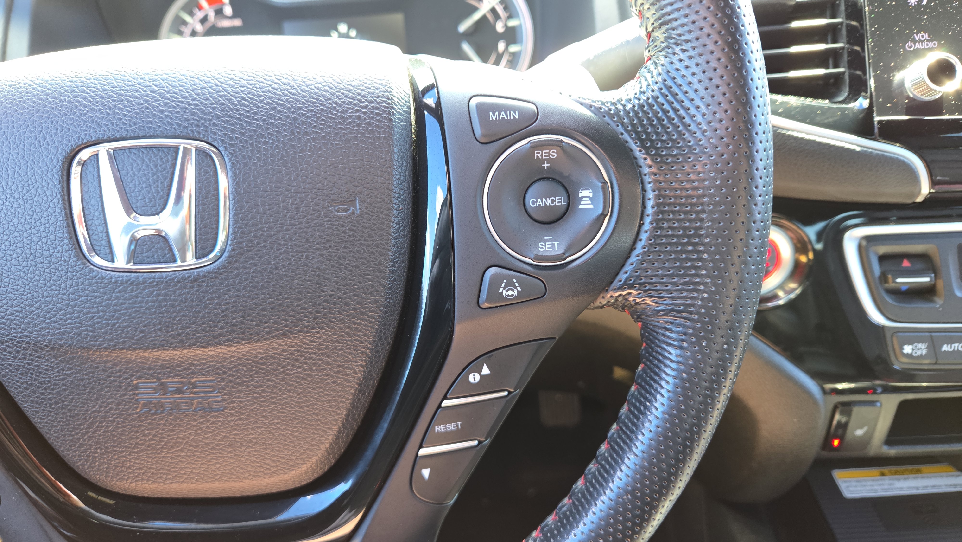 Used 2023 Honda Ridgeline Black Edition image 34