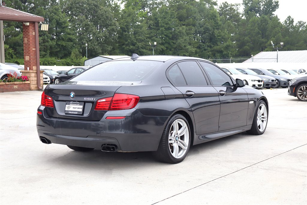 Used 2013 BMW 550i Sedan RWD image 6