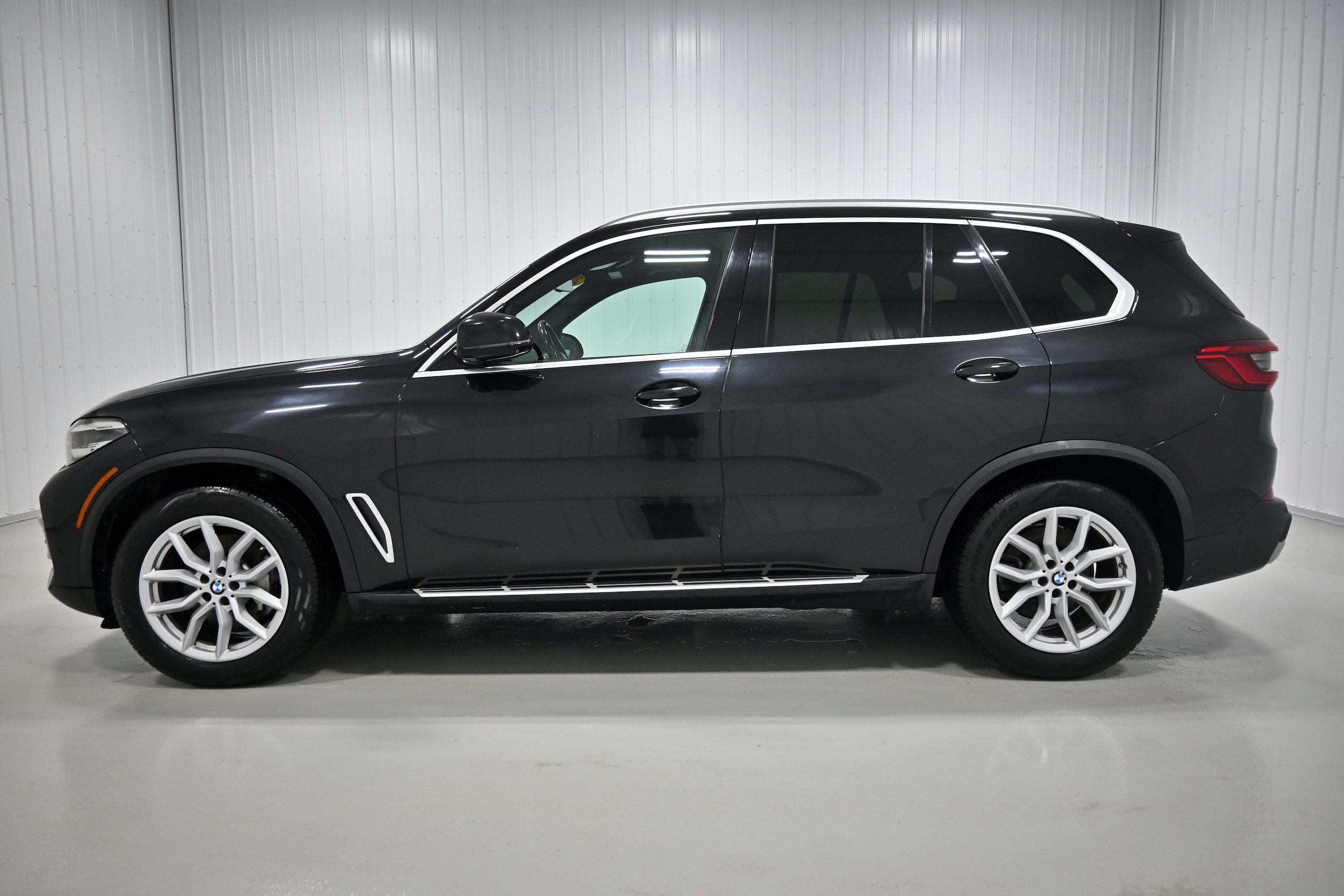 Used 2019 BMW X5 xDrive40i w/ Convenience Package AWD/4WD image 25