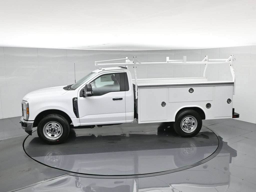 New 2026 Ford F350 XL w/ XL Chrome Package RWD image 45