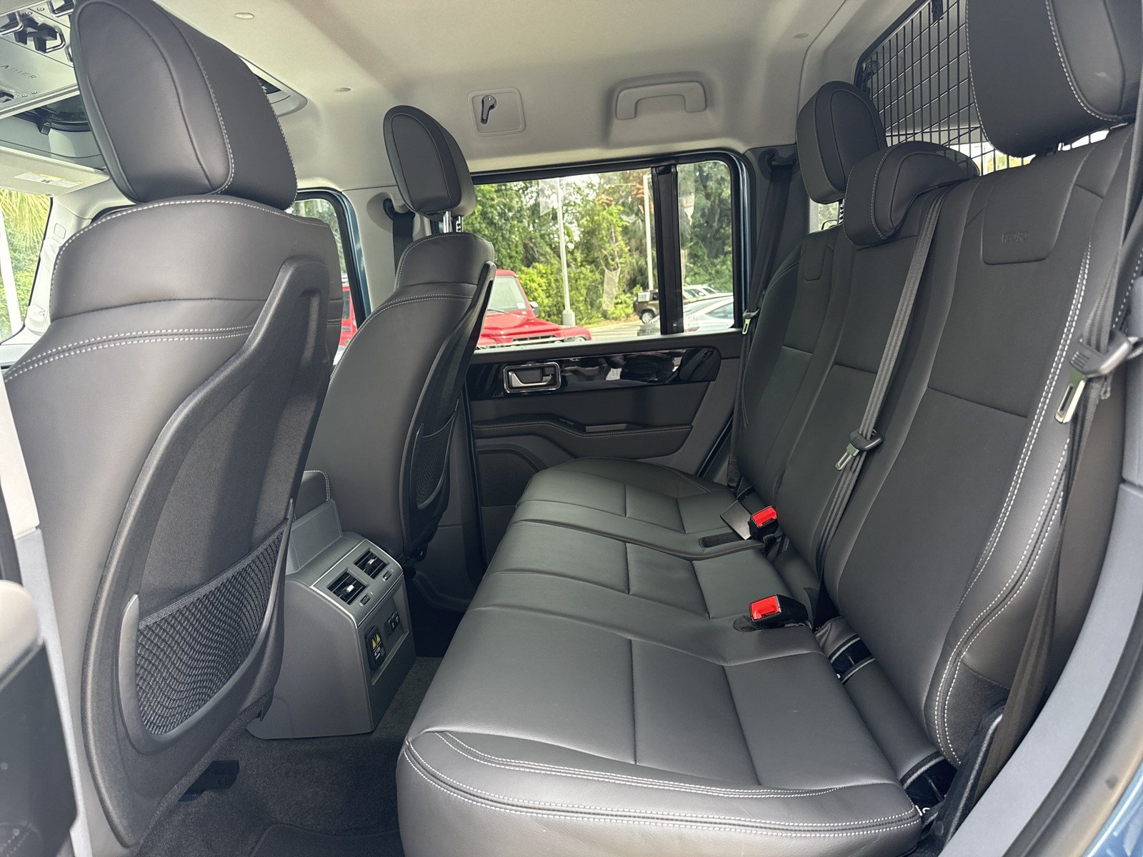 New 2026 INEOS Grenadier Station Wagon AWD/4WD image 27
