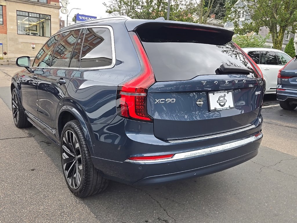 Certified 2026 Volvo XC90 B6 Plus AWD/4WD image 10