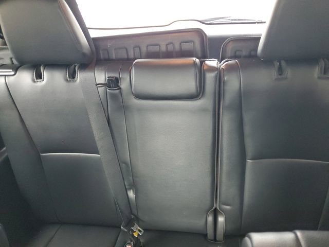 Used 2022 Toyota Highlander XLE FWD image 33