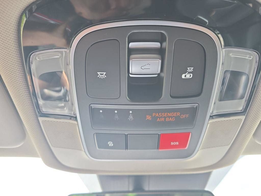 Used 2024 Hyundai Tucson Limited AWD/4WD image 33