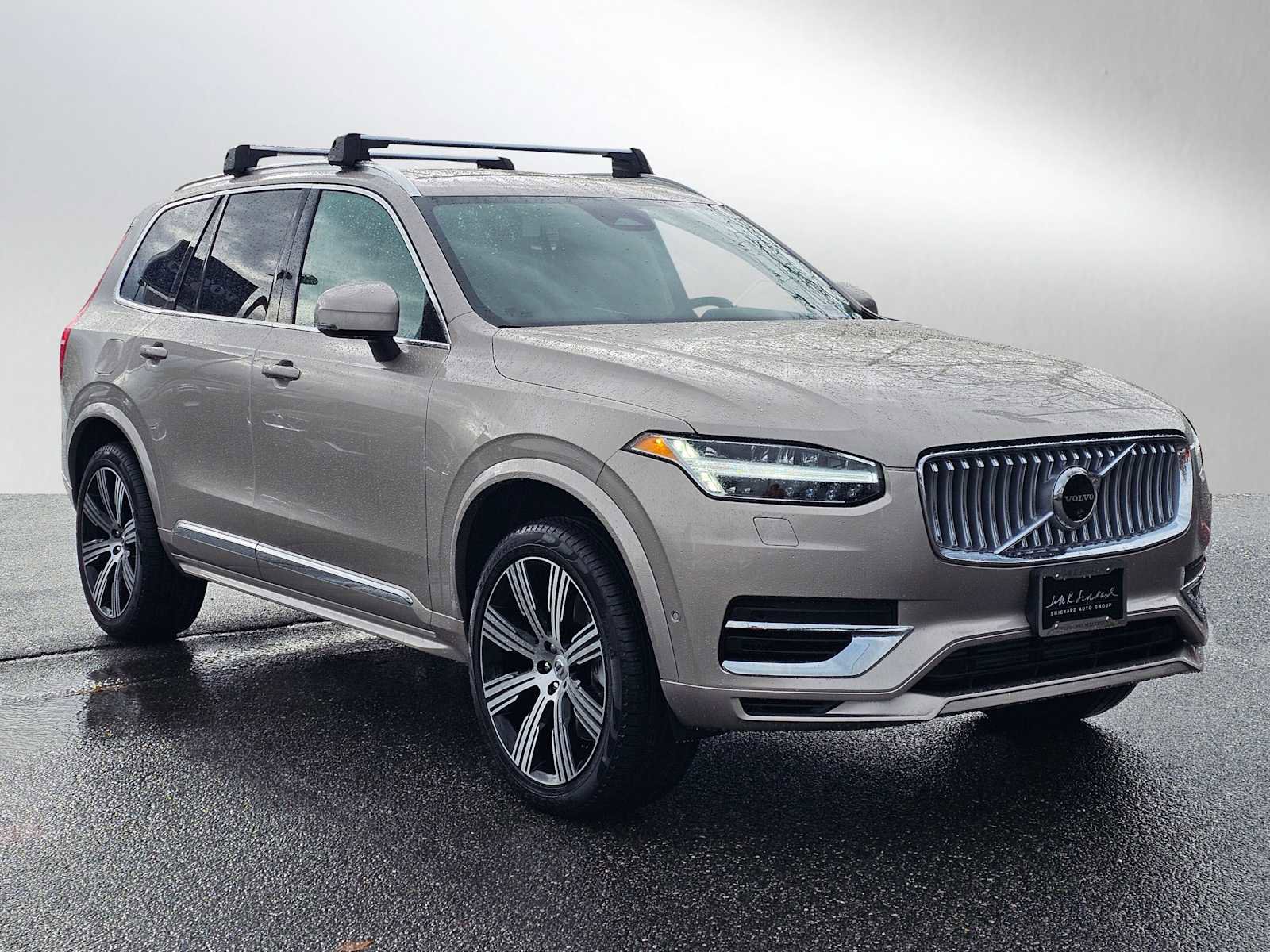 New 2025 Volvo XC90 T8 Plus w/ Protection Package Premier