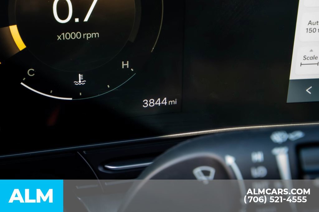 Certified 2025 Hyundai Kona SEL image 31