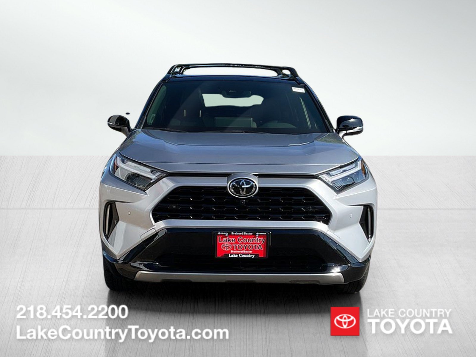 Used 2025 Toyota RAV4 XSE w/ Advanced Technology Package AWD/4WD image 8