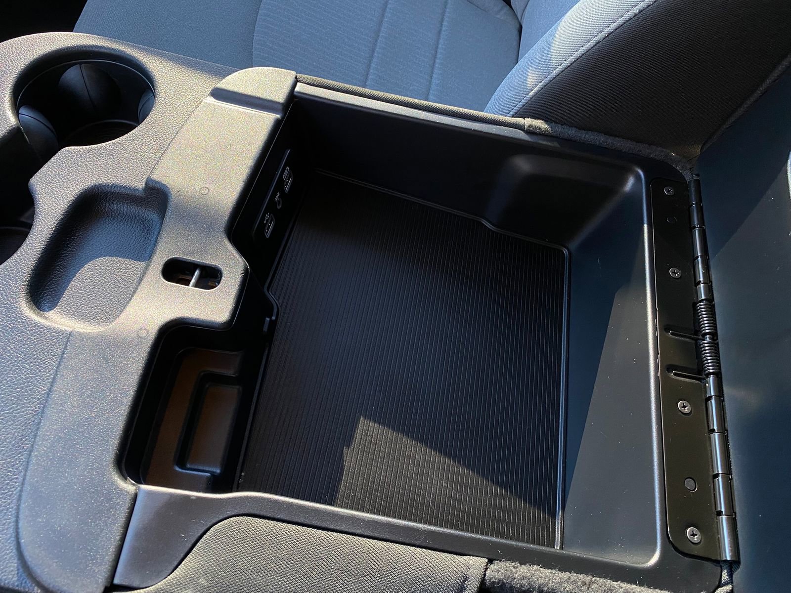 Used 2023 RAM 1500 Classic SLT image 19