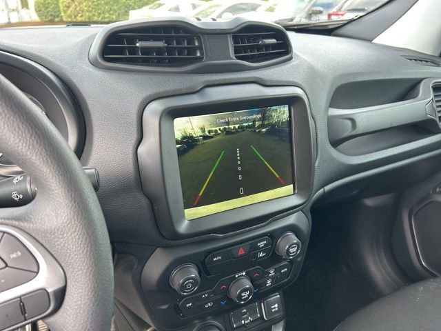 Used 2023 Jeep Renegade Latitude AWD/4WD image 24