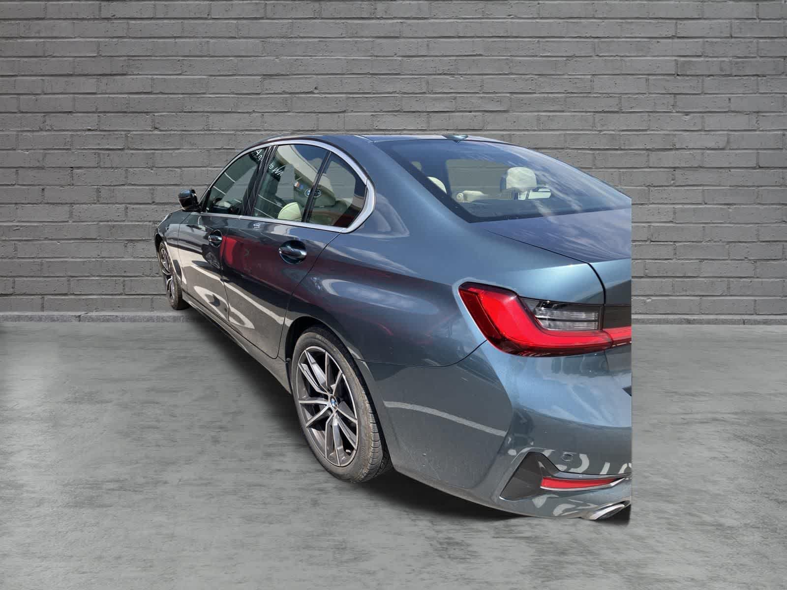 Used 2021 BMW 330i xDrive Sedan w/ Convenience Package AWD/4WD image 12