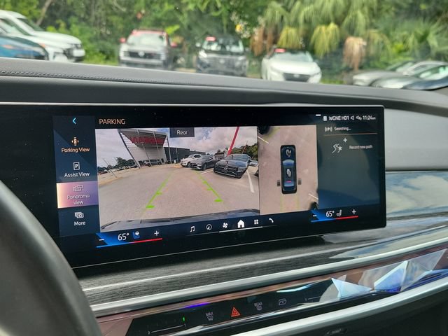 Used 2025 BMW 740i RWD image 27