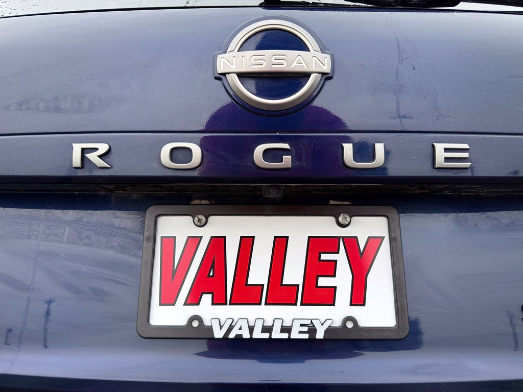 Used 2024 Nissan Rogue SV AWD/4WD image 15